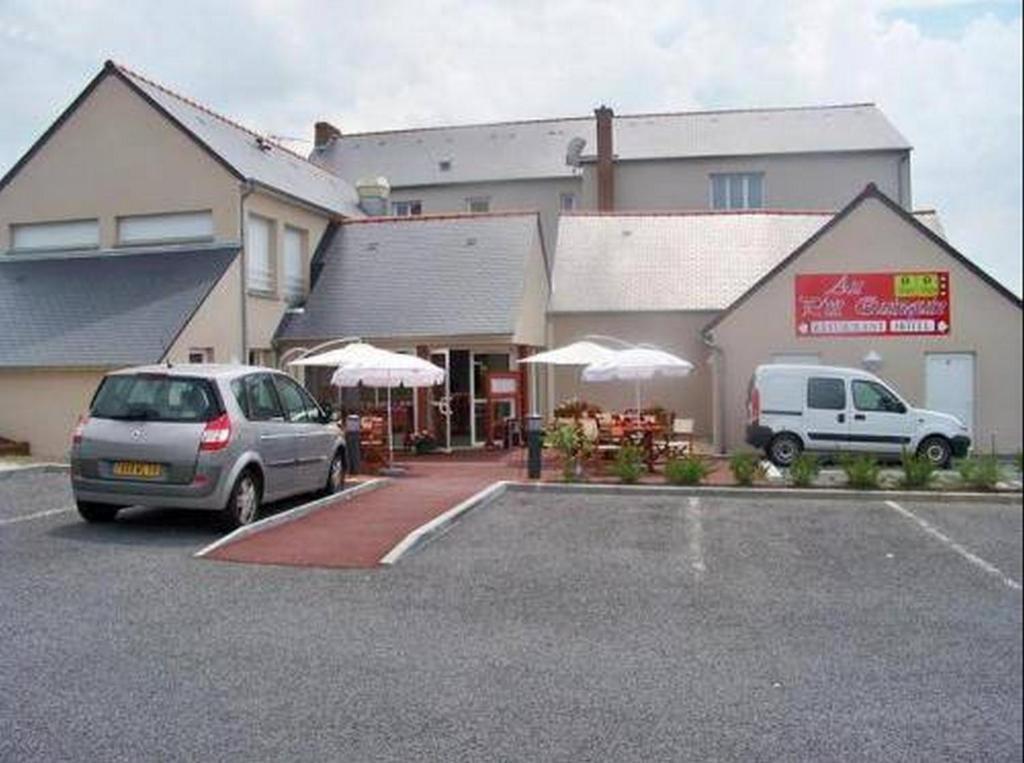 Au P'Tit Quinquin Hotel Le Val-Saint-Père Esterno foto