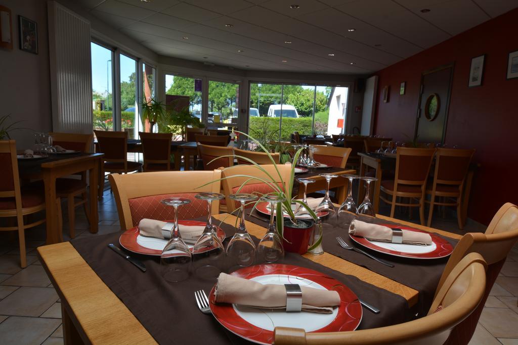 Au P'Tit Quinquin Hotel Le Val-Saint-Père Esterno foto